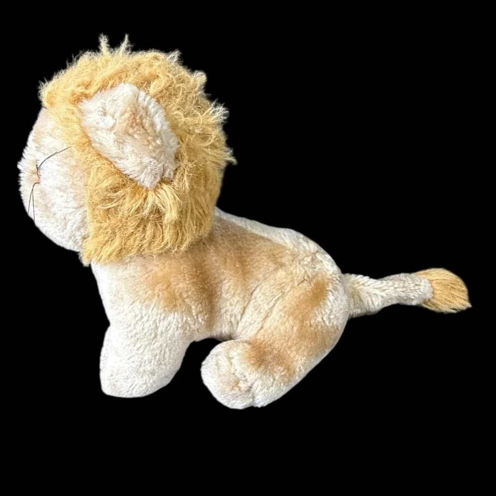 Vintage Lion Lois Toy Nut Shell‎ Bean Bag 7inch Plush